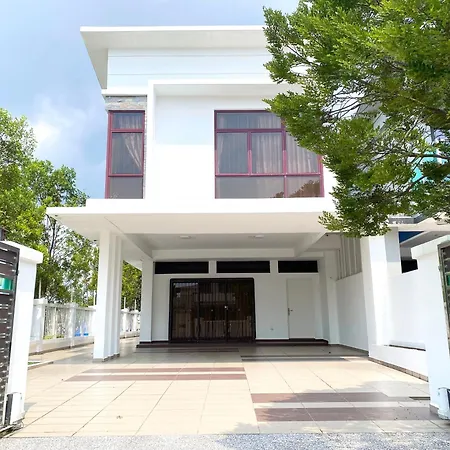 5Br5B In Skudai, 15Mins To Utm&Sutera, 7-16Pax, Wifi Villa Exterior photo