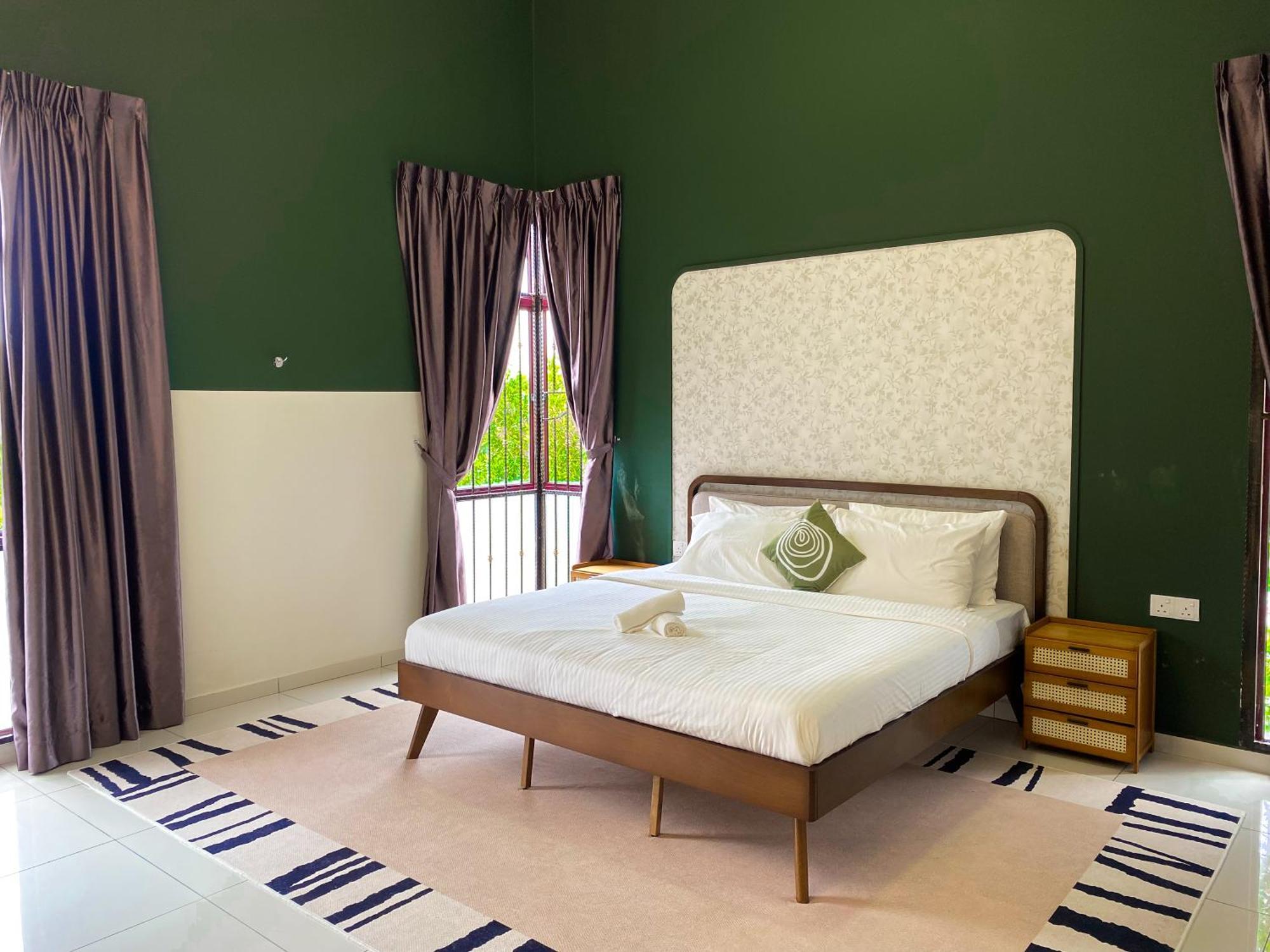 5br5b In Skudai, 15mins To Utm&sutera, 7-16pax, Wifi